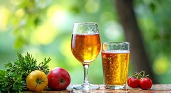 Die besten 8 Tipps bei nachhaltigen Trinkhalmen